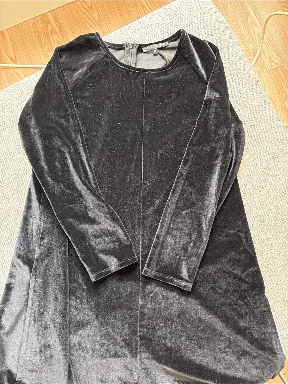 Lux Velvet Long-Sleeve Black Dress